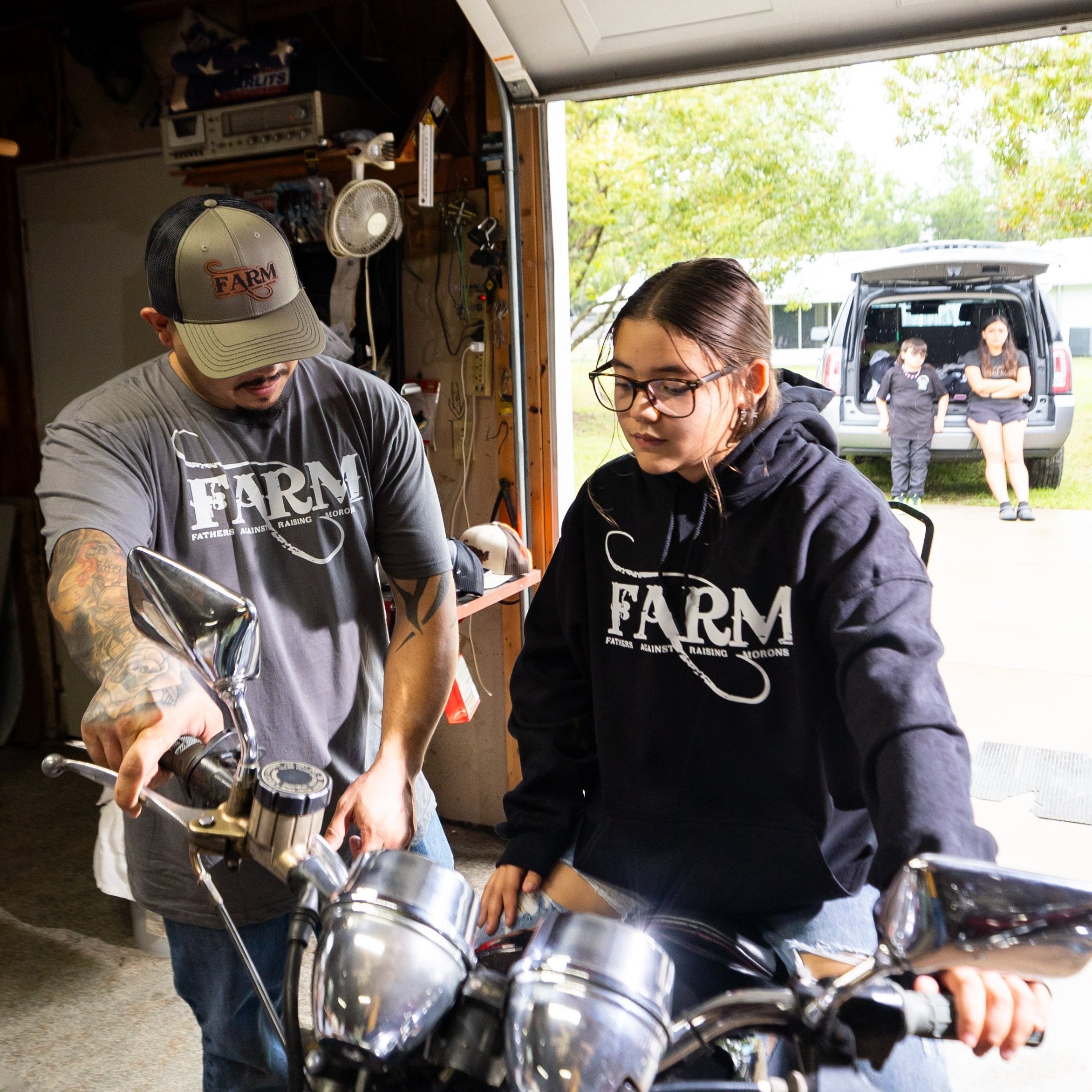 FARM Logo Tee - Grey